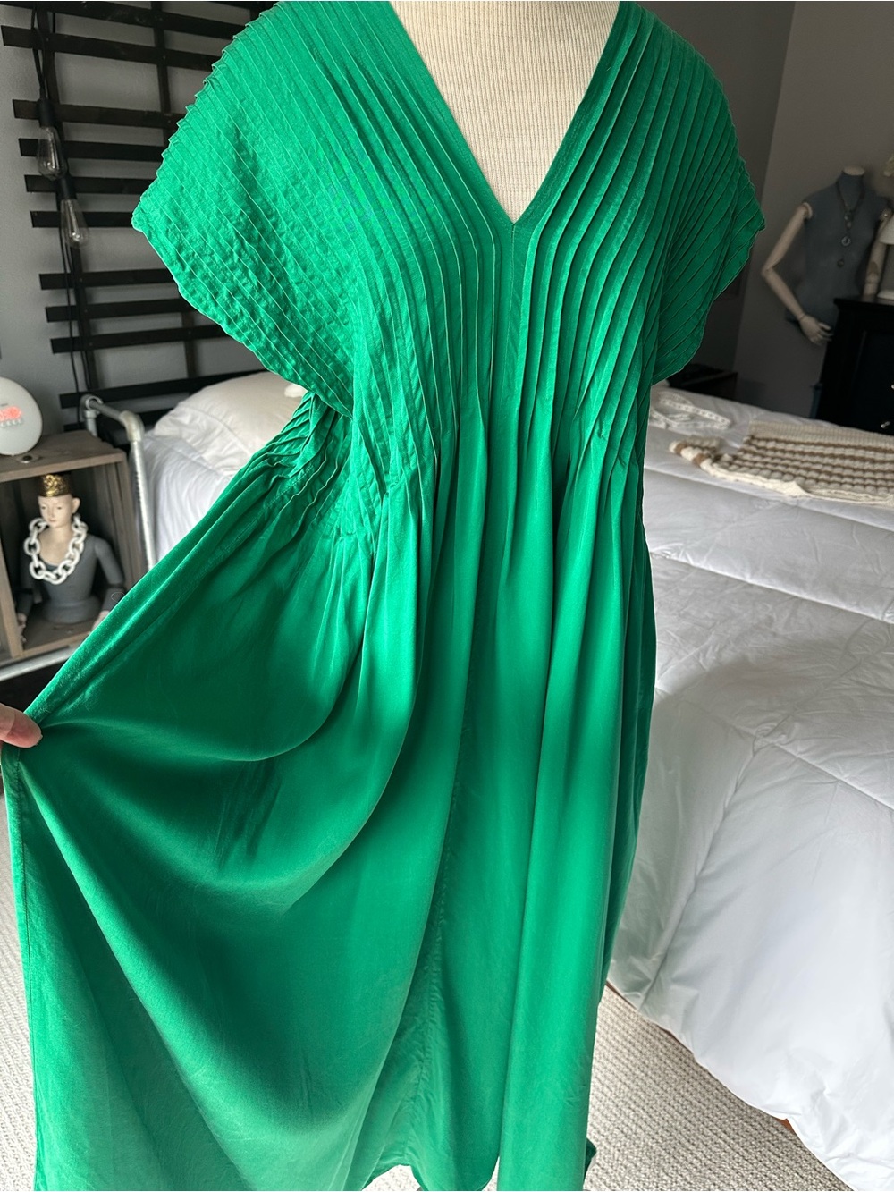 & Other Stories Maxi Dress Emerald Green Pleated V‑Neck size large - Picture 3 of 16